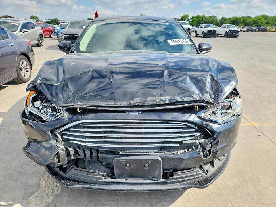 53810166 :رقم المزاد ، 3FA6P0H76HR276871 vin ، 2017 Ford Fusion مزاد بيع