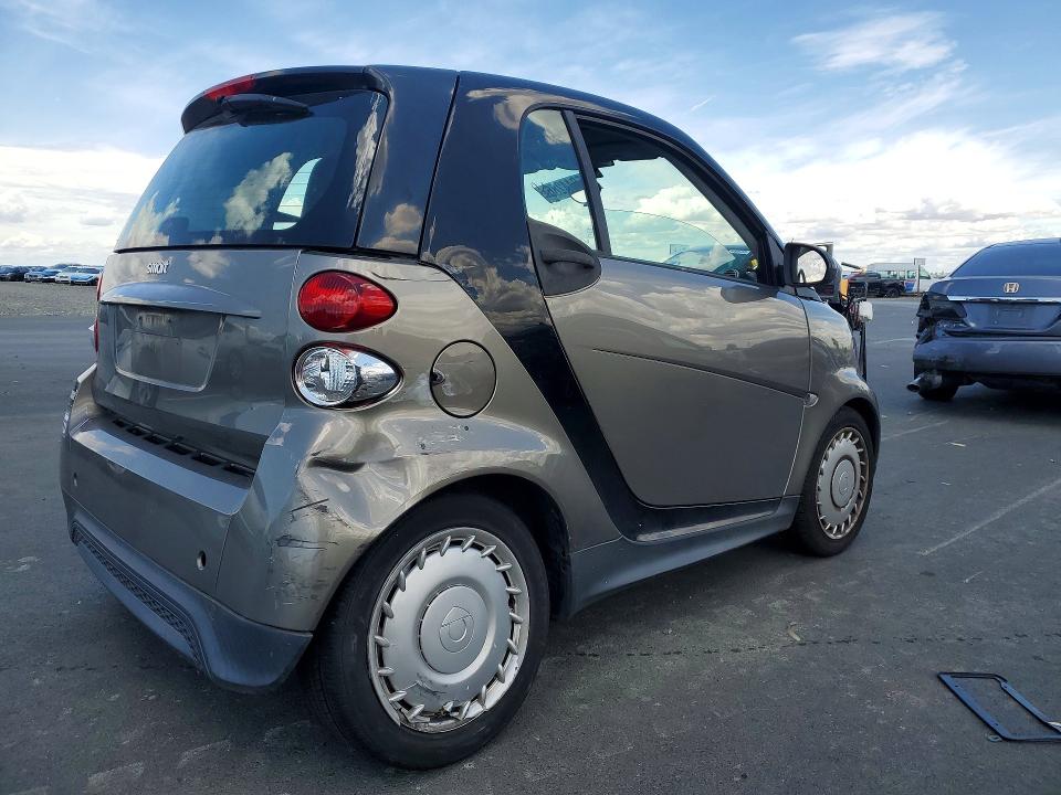Продажа на аукционе авто 2013 Smart Fortwo, vin: WMEEJ3BA6DK613892, номер лота: 55044286