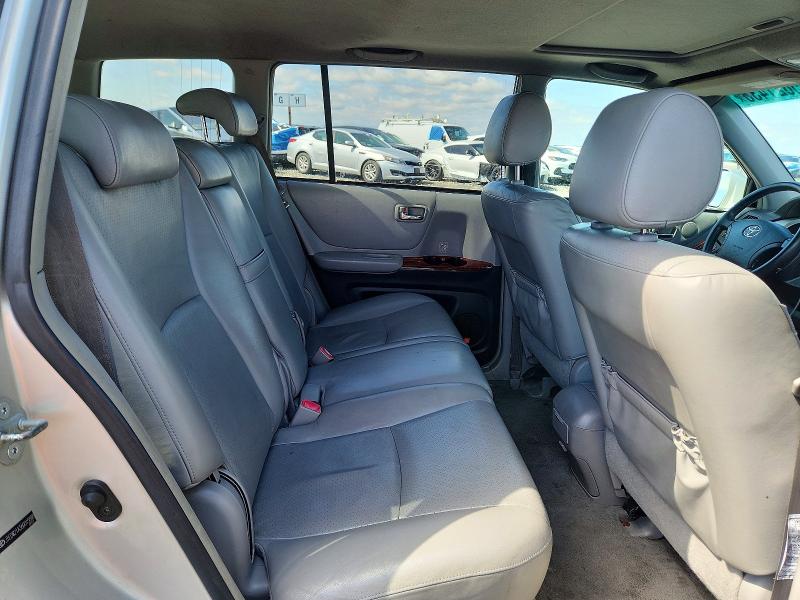55621436 :رقم المزاد ، JTEDW21A360015888 vin ، 2006 Toyota Highlander مزاد بيع
