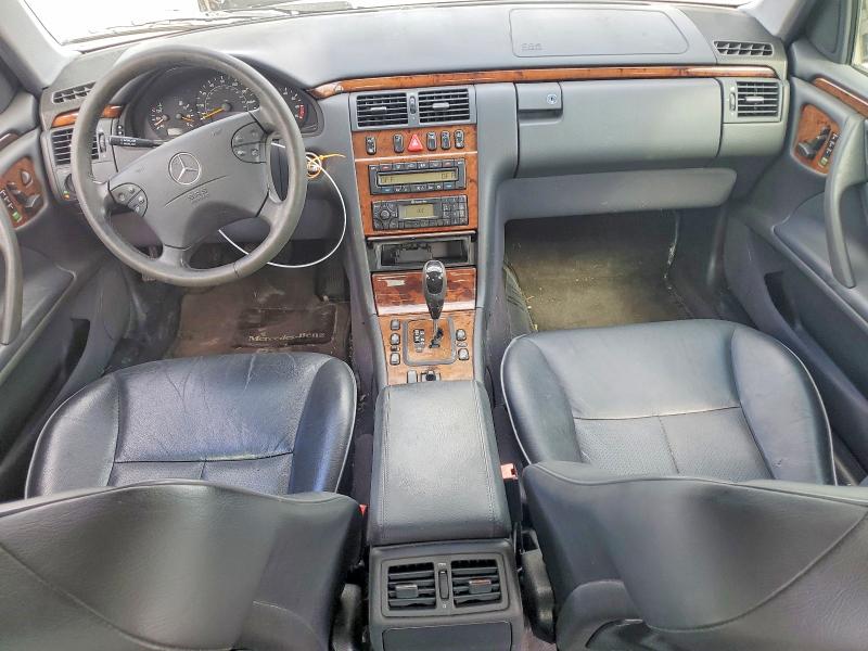 2002 Mercedes-benz E მანქანა იყიდება აუქციონზე, vin: WDBJF83J72X068911, აუქციონის ნომერი: 53769986