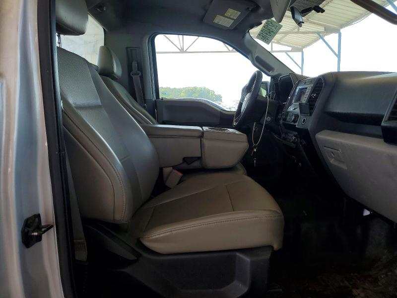 52194916 :رقم المزاد ، 1FTNF1CF9GKE51243 vin ، 2016 Ford F150 مزاد بيع