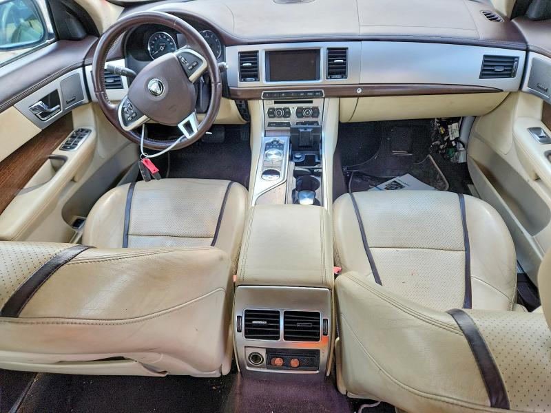 2015 Jaguar Xf მანქანა იყიდება აუქციონზე, vin: SAJWJ0FF2F8U53048, აუქციონის ნომერი: 53473766