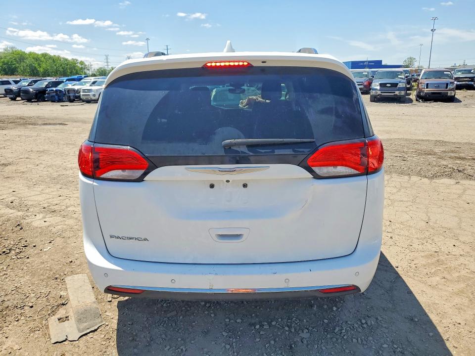 54388916 :رقم المزاد ، 2C4RC1EG8HR644003 vin ، 2017 Chrysler Pacifica مزاد بيع