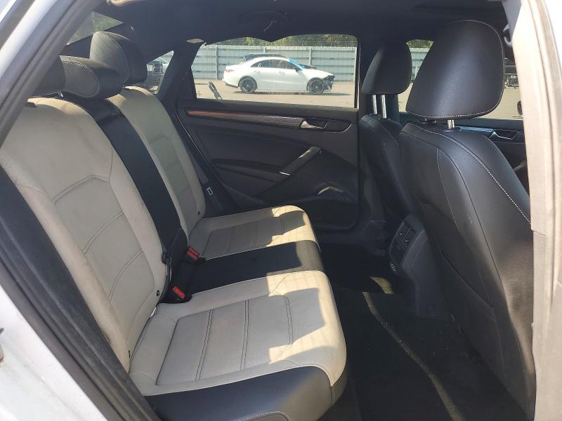 52316756 :رقم المزاد ، 1VWMA7A34MC018941 vin ، 2021 Volkswagen Passat مزاد بيع