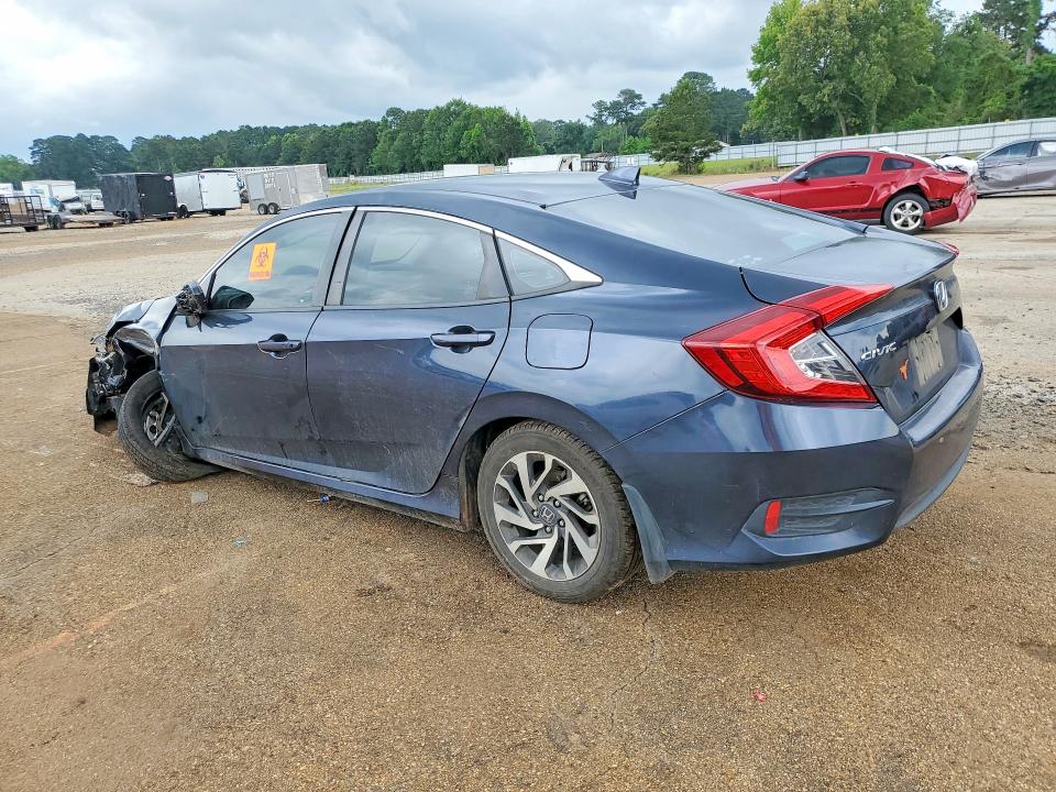 2018 Honda Civic მანქანა იყიდება აუქციონზე, vin: 19XFC2F72JE011740, აუქციონის ნომერი: 54211616