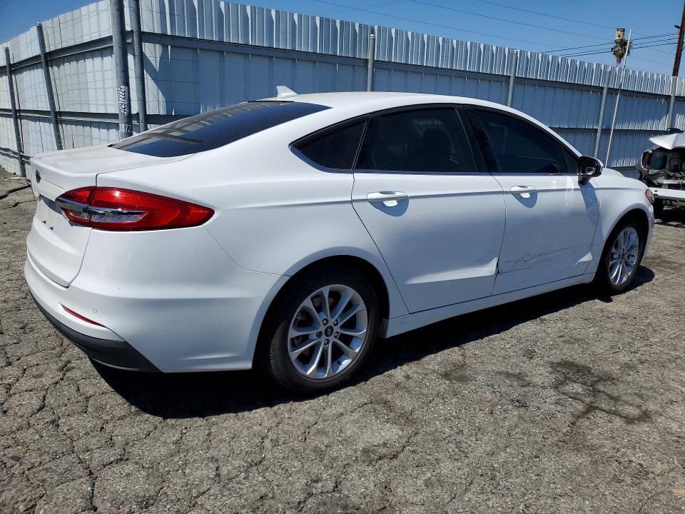 2020 Ford Fusion მანქანა იყიდება აუქციონზე, vin: 3FA6P0LU1LR266643, აუქციონის ნომერი: 53217556