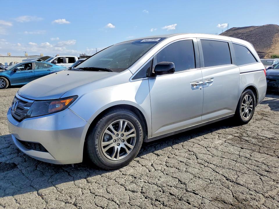 54823996 :رقم المزاد ، 5FNRL5H44DB067498 vin ، 2013 Honda Odyssey مزاد بيع