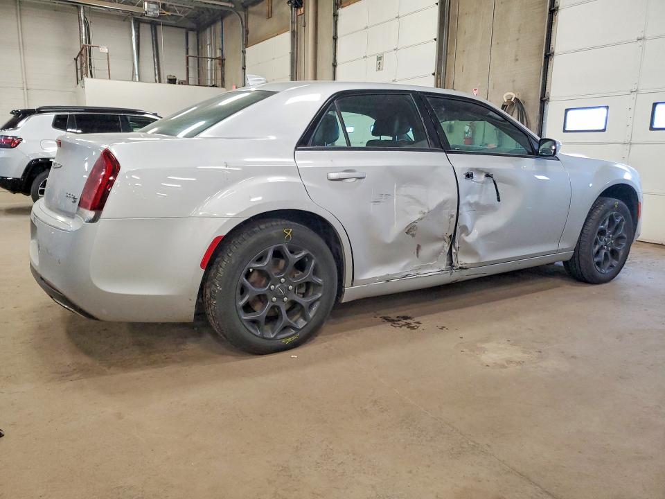 54846686 :رقم المزاد ، 2C3CCAGG7LH164797 vin ، 2020 Chrysler 300 مزاد بيع