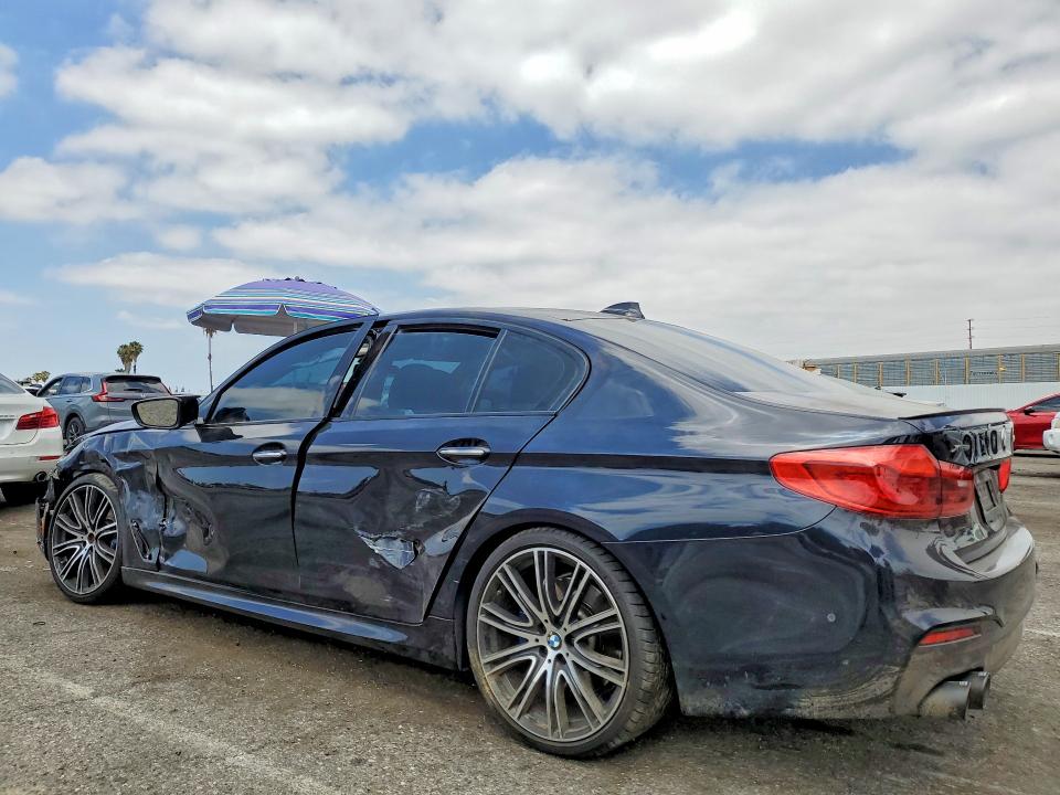 53251026 :رقم المزاد ، WBAJB9C53JG464593 vin ، 2018 Bmw M550xi مزاد بيع