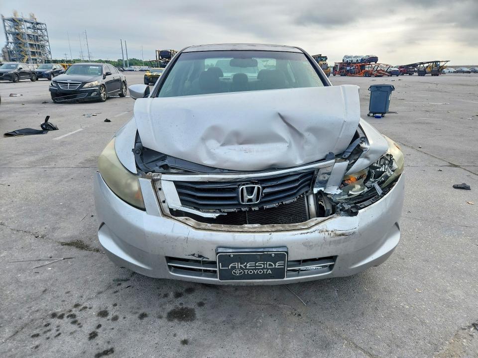 2010 Honda Accord მანქანა იყიდება აუქციონზე, vin: 1HGCP2F8XAA125621, აუქციონის ნომერი: 53054576