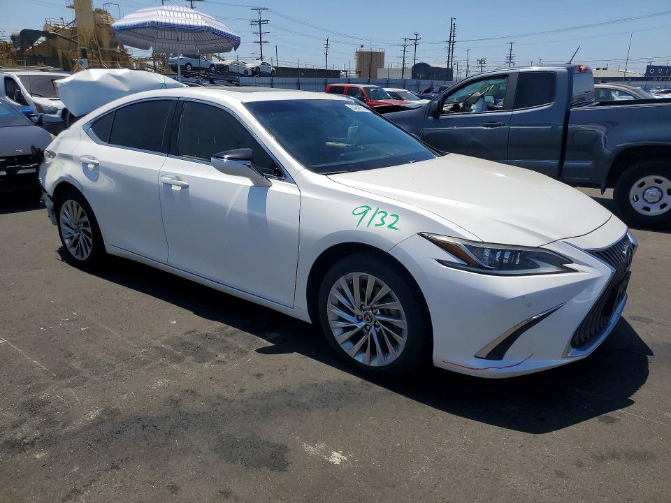 2020 Lexus Es მანქანა იყიდება აუქციონზე, vin: 58AEZ1B1XLU053426, აუქციონის ნომერი: 54647816