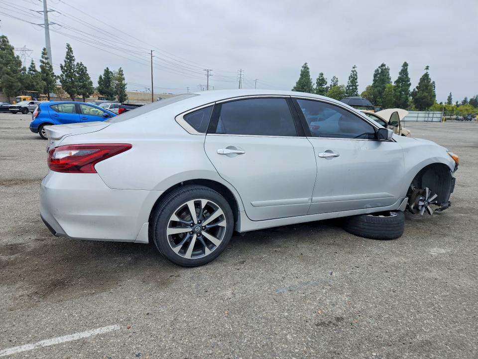 Aukcja sprzedaży 2017 Nissan Altima, vin: 1N4AL3AP5HN321321, numer aukcji: 53703126