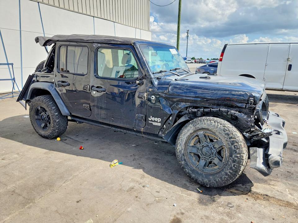 54117926 :رقم المزاد ، 1C4HJXDG7JW153280 vin ، 2018 Jeep Wrangler Unlimited مزاد بيع
