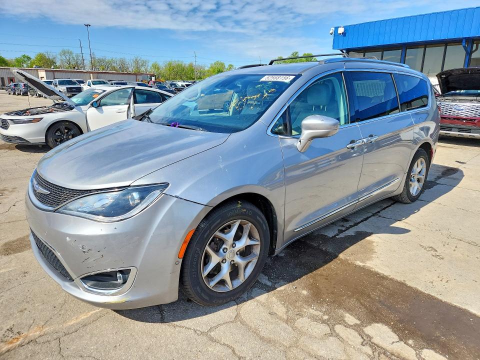 Продаж на аукціоні авто 2018 Chrysler Pacifica, vin: 2C4RC1BG1JR333409, номер лоту: 52568156