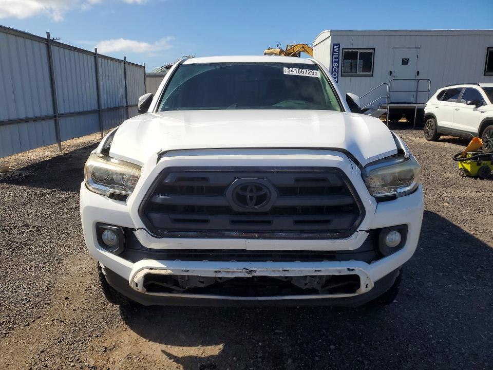 54166726 :رقم المزاد ، 3TMAZ5CN6HM026934 vin ، 2017 Toyota Tacoma مزاد بيع