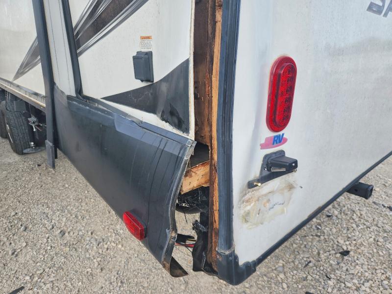 2021 Sabre By Forest Rive Recreational Vehicle (rv) მანქანა იყიდება აუქციონზე, vin: 5ZT3SR1B5M6108157, აუქციონის ნომერი: 46781096