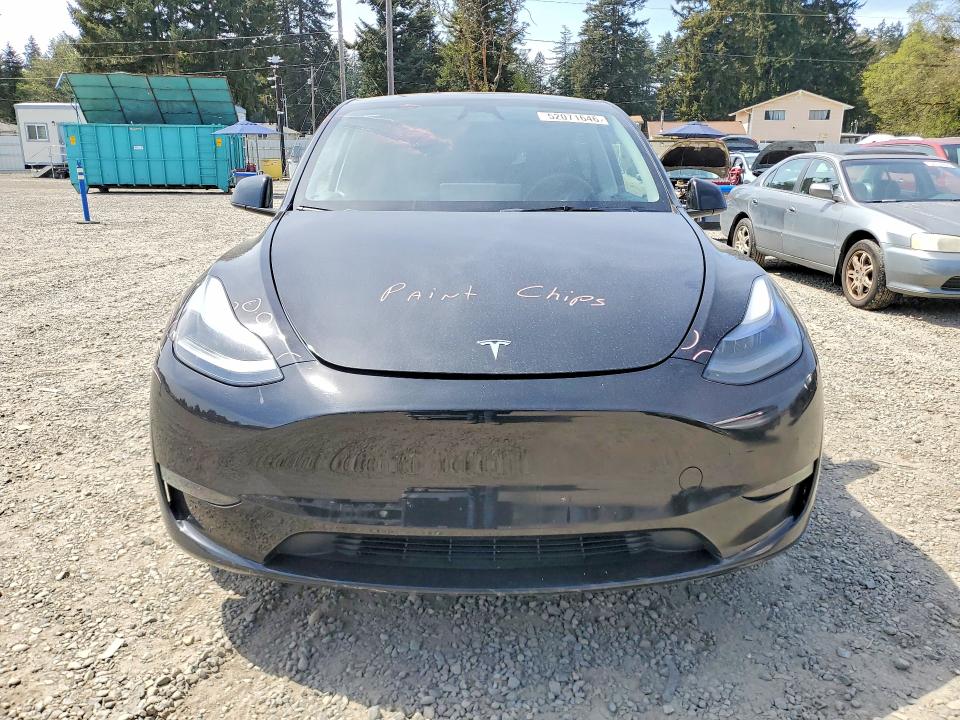 2024 Tesla Model Y მანქანა იყიდება აუქციონზე, vin: 7SAYGAEE3RF989115, აუქციონის ნომერი: 52071646