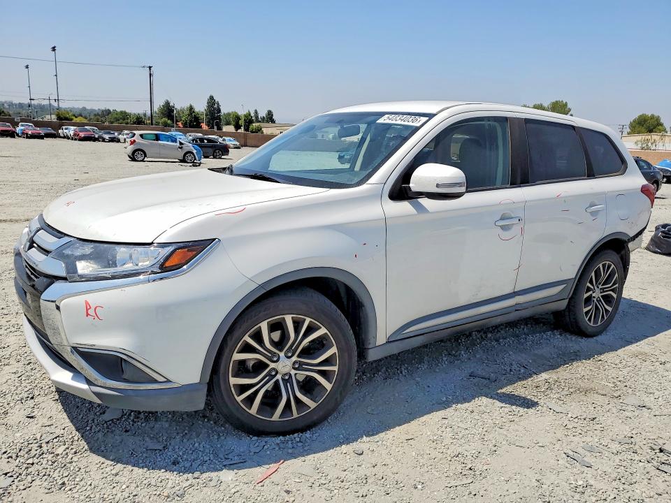Продажа на аукционе авто 2017 Mitsubishi Outlander, vin: JA4AD3A38HZ070852, номер лота: 54834036