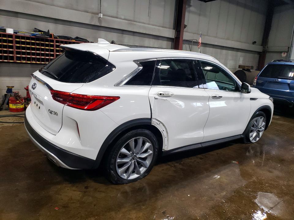 53400306 :رقم المزاد ، 3PCAJ5M31KF136466 vin ، 2019 Infiniti Qx50 مزاد بيع