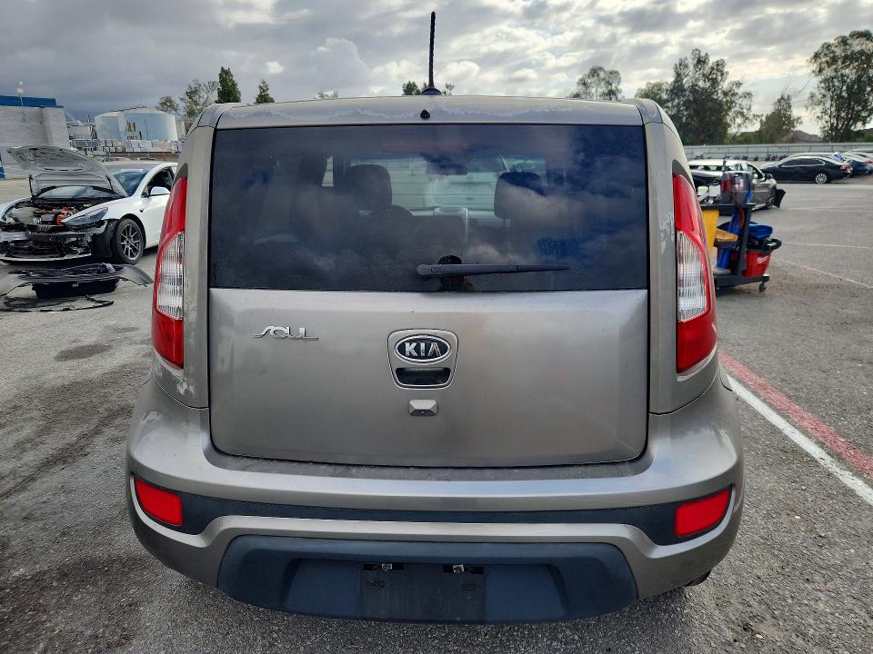 2012 Kia Soul მანქანა იყიდება აუქციონზე, vin: KNDJT2A61C7451458, აუქციონის ნომერი: 54894976