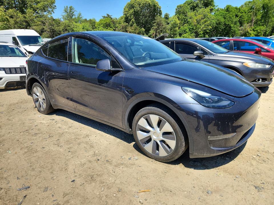 2024 Tesla Model Y მანქანა იყიდება აუქციონზე, vin: 7SAYGDEEXRA238138, აუქციონის ნომერი: 52505836