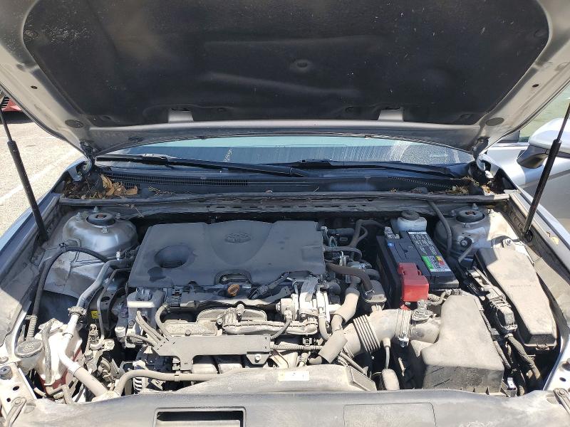 55444066 :رقم المزاد ، 4T1B11HK1KU825750 vin ، 2019 Toyota Camry مزاد بيع