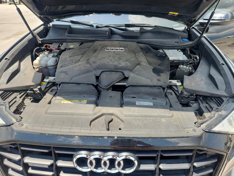 52102826 :رقم المزاد ، WA1EVAF16KD039372 vin ، 2019 Audi Q8 مزاد بيع