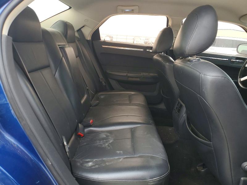 52547016 :رقم المزاد ، 2C3CA5CVXAH106195 vin ، 2010 Chrysler 300 مزاد بيع