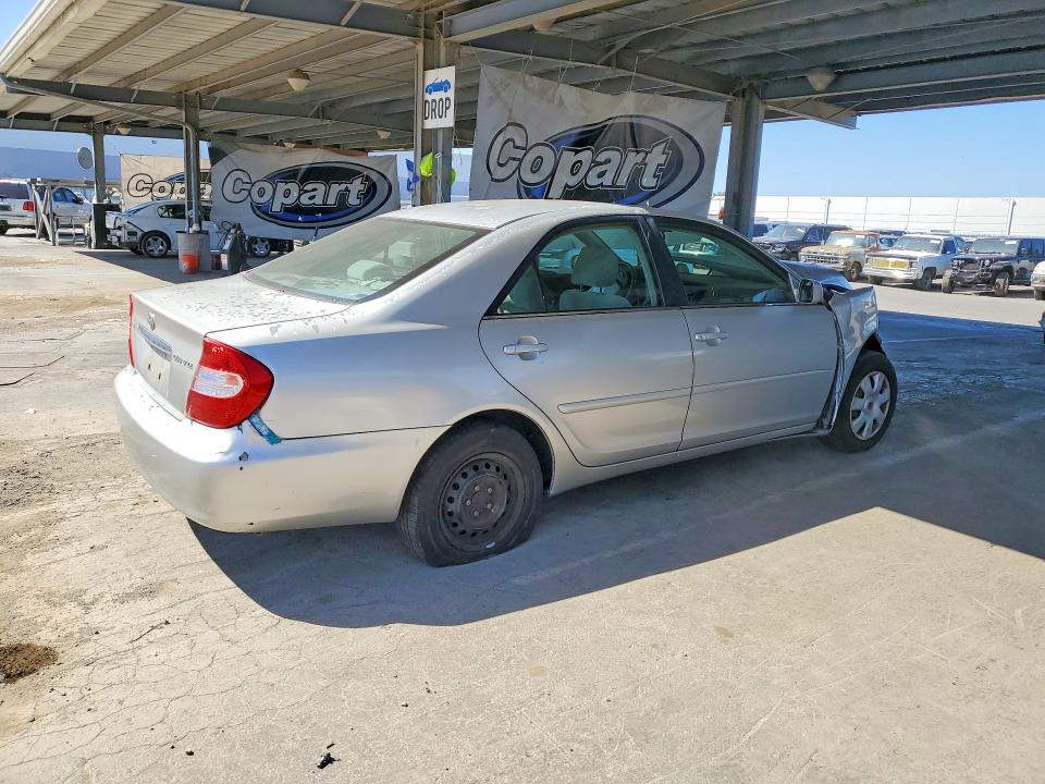 2004 Toyota Camry მანქანა იყიდება აუქციონზე, vin: 4T1BE32K74U909308, აუქციონის ნომერი: 54176646