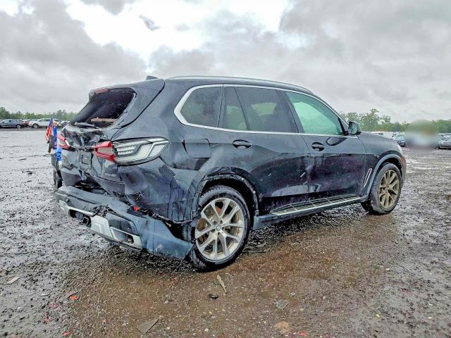 54673956 :رقم المزاد ، 5UXCR6C52KLK87709 vin ، 2019 Bmw X5 مزاد بيع
