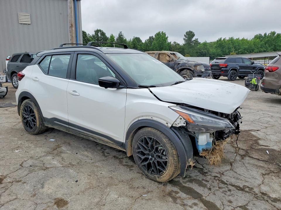 54599416 :رقم المزاد ، 3N1CP5DV0ML493041 vin ، 2021 Nissan Kicks مزاد بيع