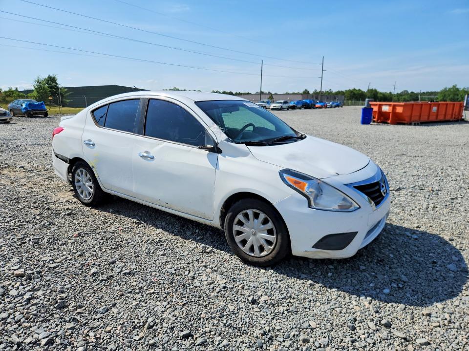 Продажа на аукционе авто 2017 Nissan Versa, vin: 3N1CN7AP4HK411606, номер лота: 52392366