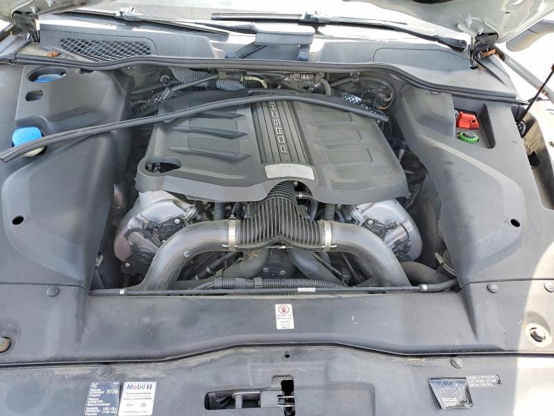 52066316 :رقم المزاد ، WP1AB2A22FLA60118 vin ، 2015 Porsche Cayenne مزاد بيع