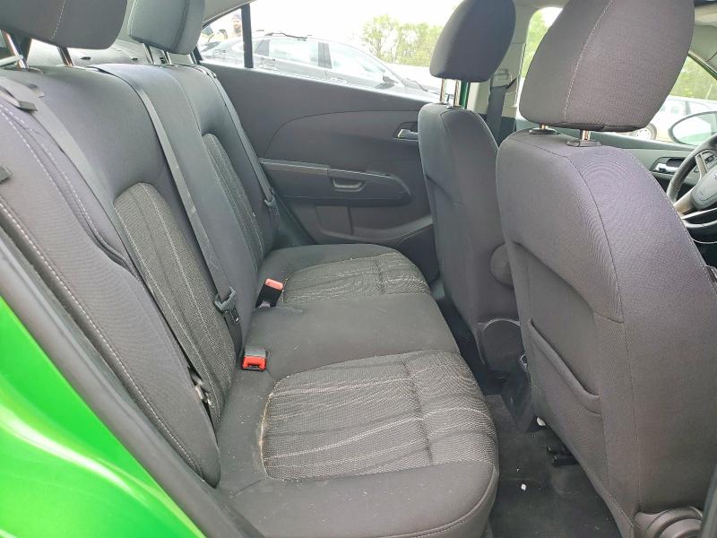 52021296 :رقم المزاد ، 1G1JC5SB4G4129202 vin ، 2016 Chevrolet Sonic مزاد بيع