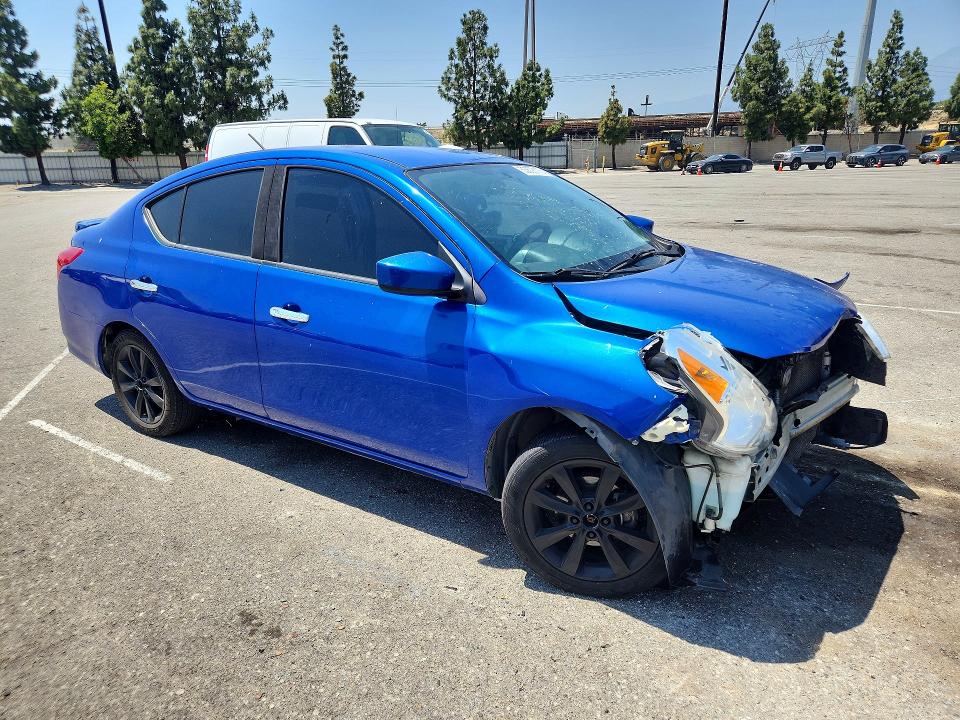 2017 Nissan Versa მანქანა იყიდება აუქციონზე, vin: 3N1CN7AP4HL829562, აუქციონის ნომერი: 53808116