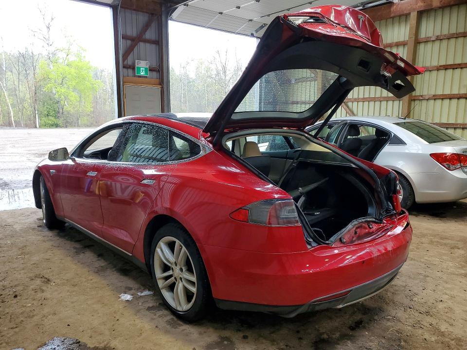 Продажа на аукционе авто 2014 Tesla Model S, vin: 5YJSA1H16EFP60564, номер лота: 52736826