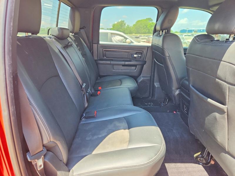 53782696 :رقم المزاد ، 1C6RR7YT7JS116720 vin ، 2018 Ram 1500 مزاد بيع