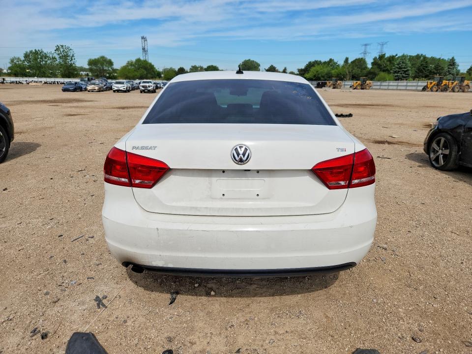 2015 Volkswagen Passat მანქანა იყიდება აუქციონზე, vin: 1VWAS7A33FC097375, აუქციონის ნომერი: 54530886
