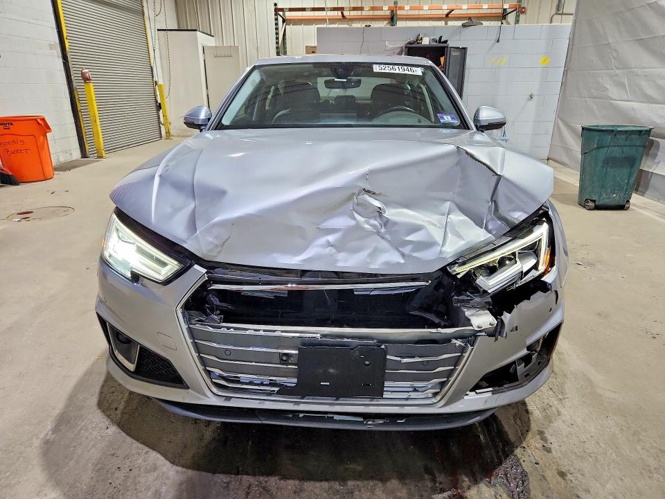 Продаж на аукціоні авто 2019 Audi A4, vin: WAUFNAF48KA016940, номер лоту: 52561946