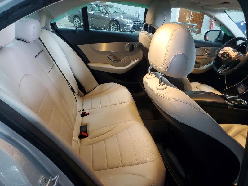 53128246 :رقم المزاد ، 55SWF4KB8FU028734 vin ، 2015 Mercedes-benz C مزاد بيع