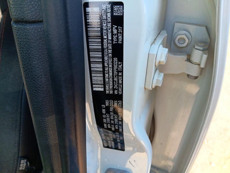 54013546 :رقم المزاد ، ZACCJBCT0FPB63220 vin ، 2015 Jeep Renegade مزاد بيع