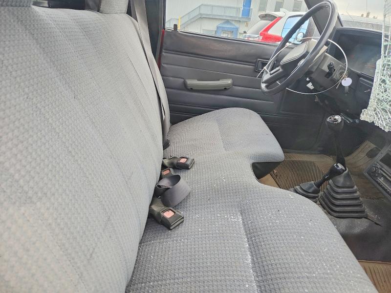 54949876 :رقم المزاد ، JT4RN64PXJ8003381 vin ، 1988 Toyota Pickup مزاد بيع