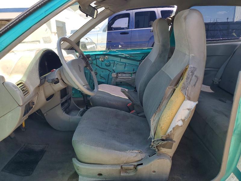 1993 Geo Metro მანქანა იყიდება აუქციონზე, vin: 2C1MR2469P6775364, აუქციონის ნომერი: 53442896