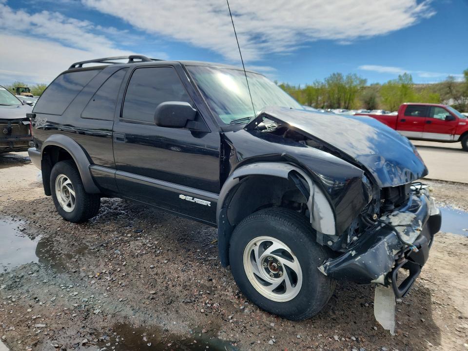 2005 Chevrolet Blazer მანქანა იყიდება აუქციონზე, vin: 1GNCT18X95K101049, აუქციონის ნომერი: 52567066
