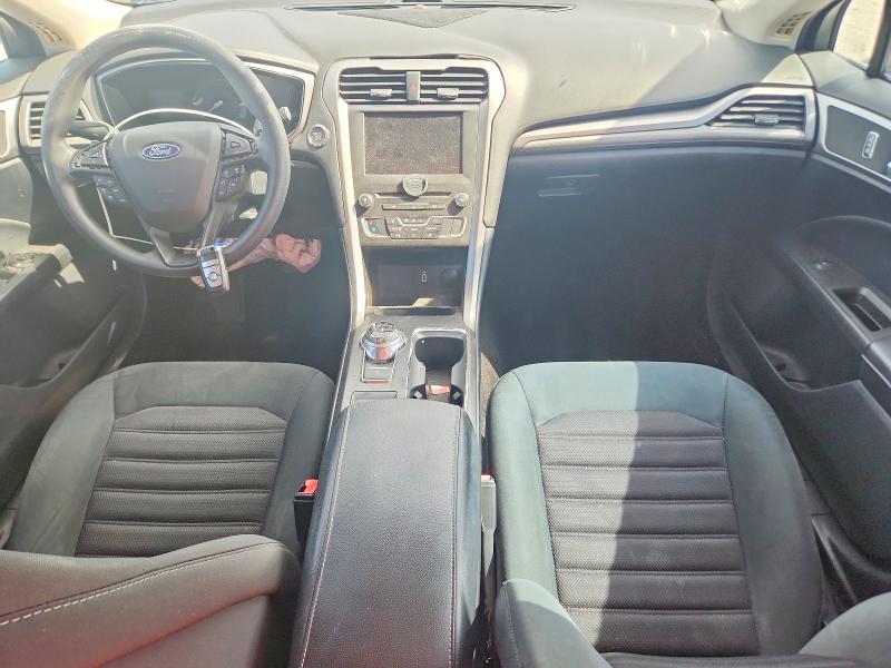 52356696 :رقم المزاد ، 3FA6P0HD9JR130542 vin ، 2018 Ford Fusion مزاد بيع