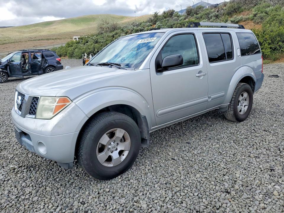 2005 Nissan Pathfinder მანქანა იყიდება აუქციონზე, vin: 5N1AR18W55C748852, აუქციონის ნომერი: 52539266