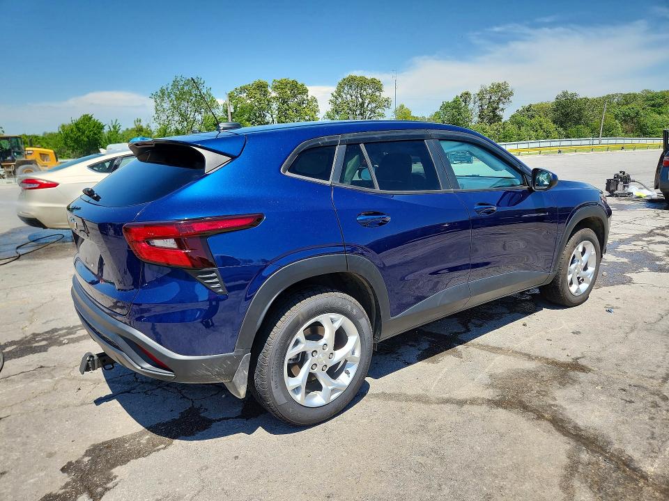 2024 Chevrolet Trax მანქანა იყიდება აუქციონზე, vin: KL77LFE23RC036647, აუქციონის ნომერი: 52398786