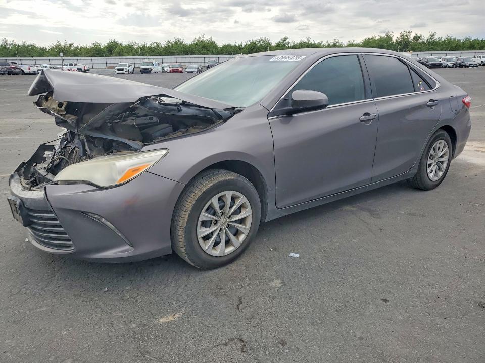 2017 Toyota Camry მანქანა იყიდება აუქციონზე, vin: 4T1BF1FK7HU364583, აუქციონის ნომერი: 51999126