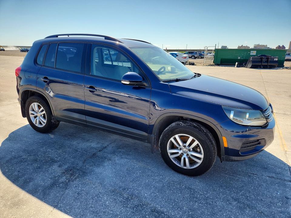 Продажа на аукционе авто 2016 Volkswagen Tiguan, vin: WVGAV7AX0GW548898, номер лота: 52370556