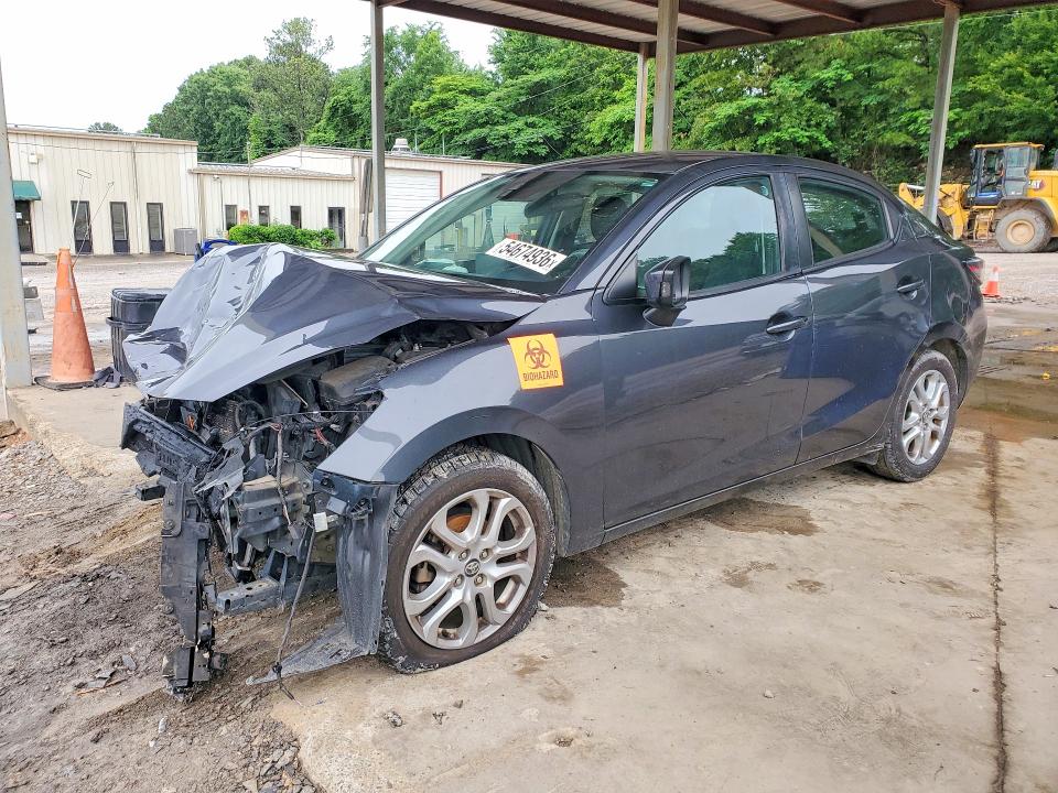 2017 Toyota Yaris Ia მანქანა იყიდება აუქციონზე, vin: 3MYDLBYV3HY186754, აუქციონის ნომერი: 54674936